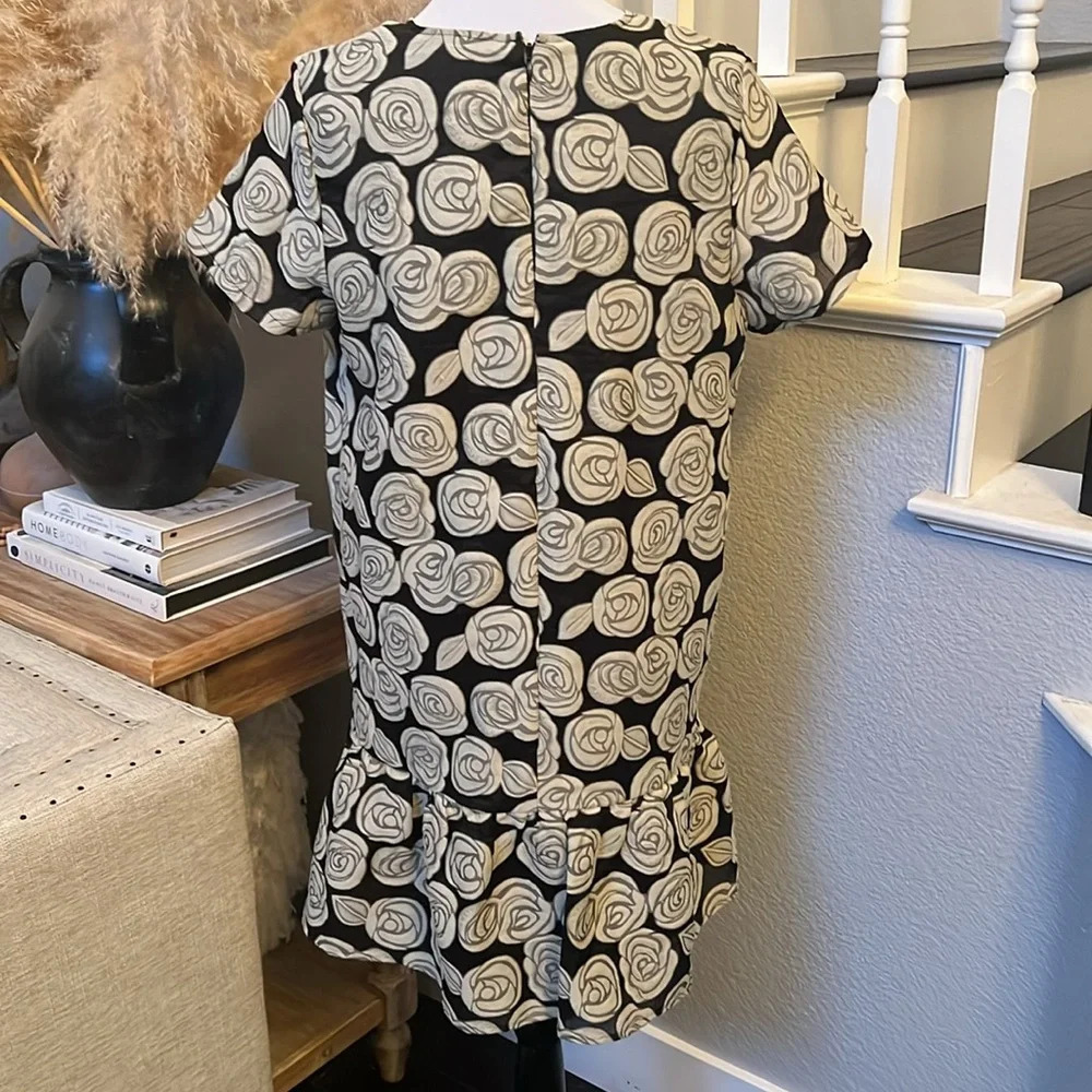 Who What Wear Floral Shift Dress Black Lined Ruffle Flower Boho Hippie Medium - Picture 6 of 7